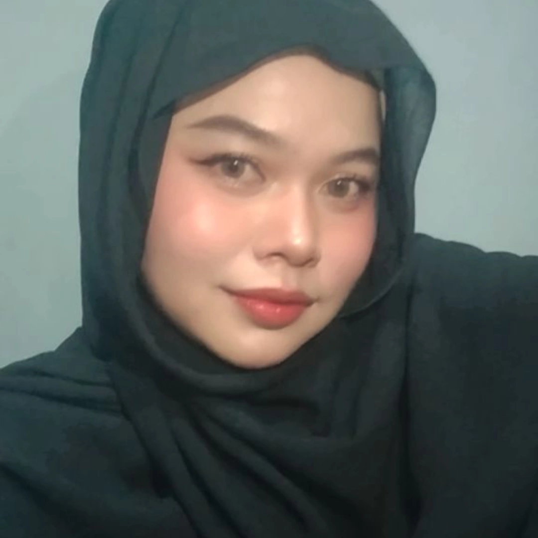 Foto Ustadzah Neli Rifngati